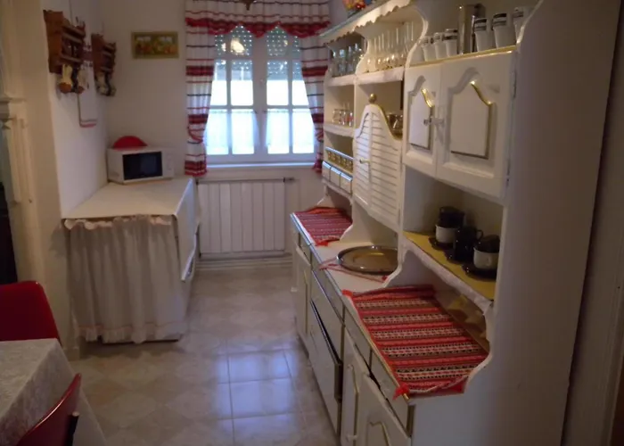 Semesterbostad Agnes Nyaralohaz